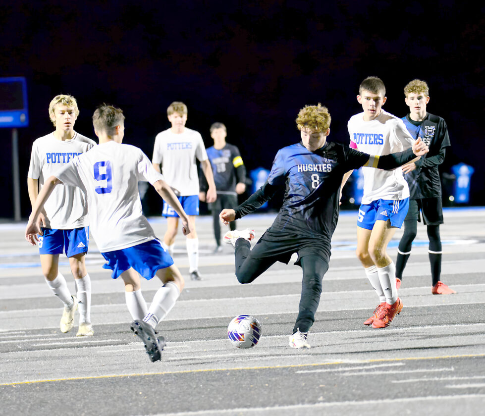 Potters edge past the Huskies 10 News, Sports, Jobs Weirton Daily